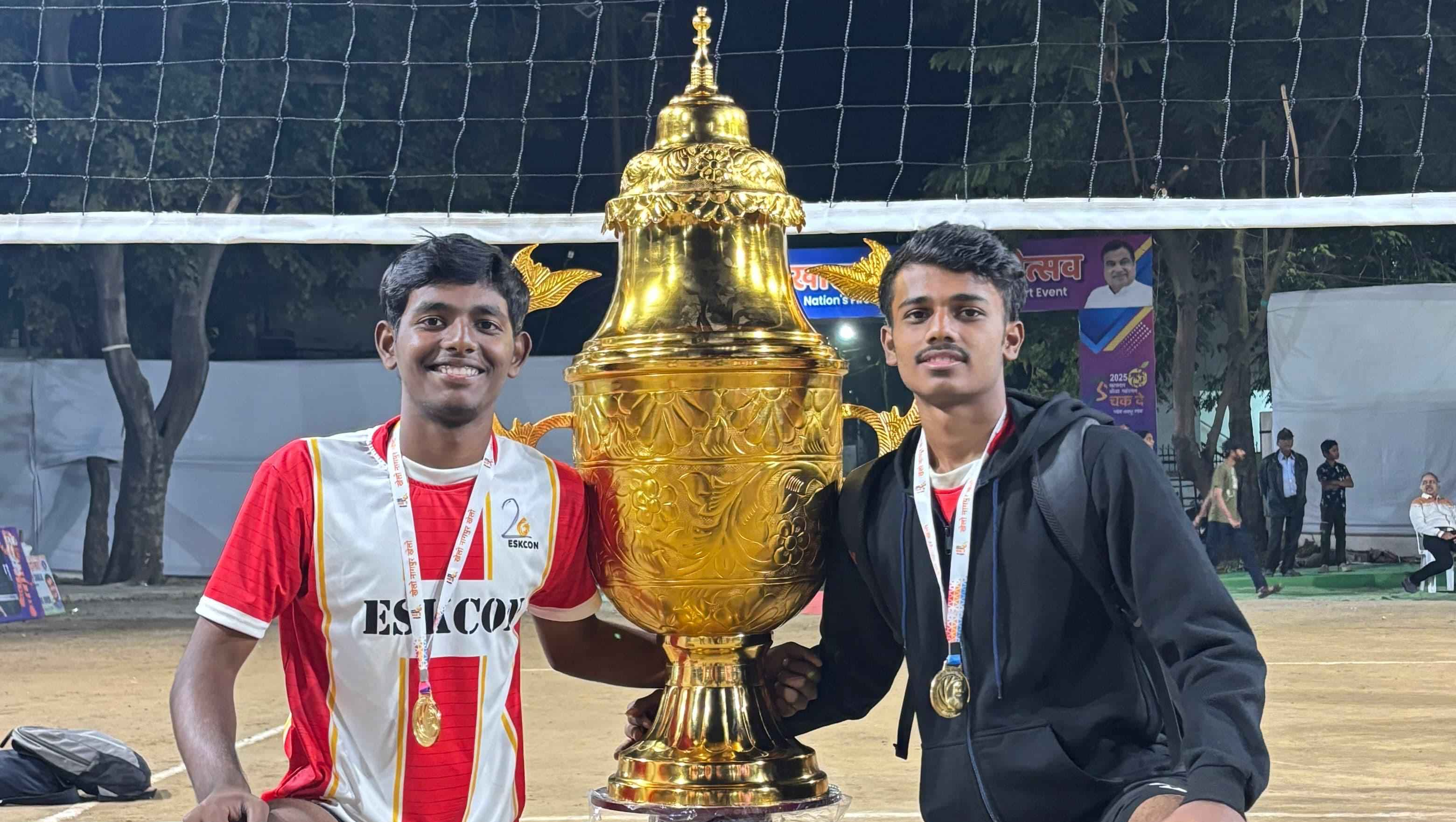 2025-01-21 09:22:00  Harshit & Ankesh Yadav Win Gold in U-18 Mumbai Championship